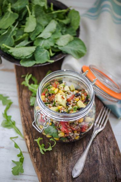 Quinoa Jar Serves: 2 1 small Cauliflower, in small florets 2 tbsp Olive Oil 200g can Mixed Beans, drained & rinsed 50g Quinoa 1 small Pepper, finely chopped 20g Pistachios, chopped 1 tsp Smoked