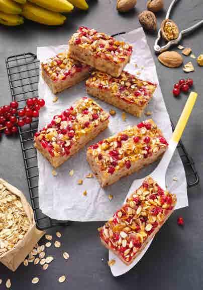 BANANA KID Vegan Vegan Banana Currant Slices A fruity, sweet taste sensation: The vegan banana pound cake is packed with a whole load of crunchy walnuts, plus currants for a fruity flavour.