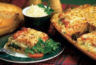 Turkey Sausage and Spinach Lasagna 1 Preheat oven to 375 F (190 C). Spray a 9" x 13" pan with olive oil spray.