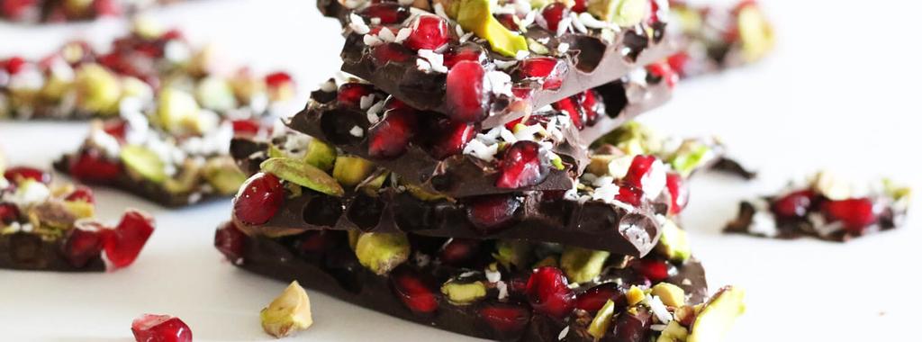 Pistachio Pomegranate Bark 4 ingredients 30 minutes 4 servings 1. Line a large baking sheet with parchment paper. Prepare the pomegranate seeds, pistachios and coconut flakes in bowls. 2.