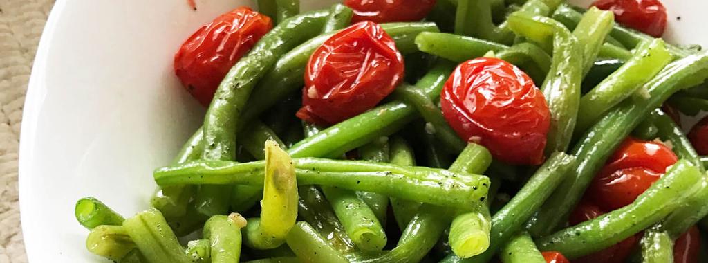 Roasted Green Beans & Tomatoes 5 ingredients 25 minutes 4 servings 1. Bring a large pot of water to a boil over high heat. Add beans and cook for 4 to 6 minutes or until tender.