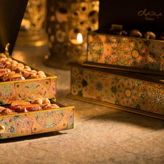 The Art of Gift Giving. As a world-renowned brand in the gourmet date and chocolate market, Bateel has elevated the art of gift giving.