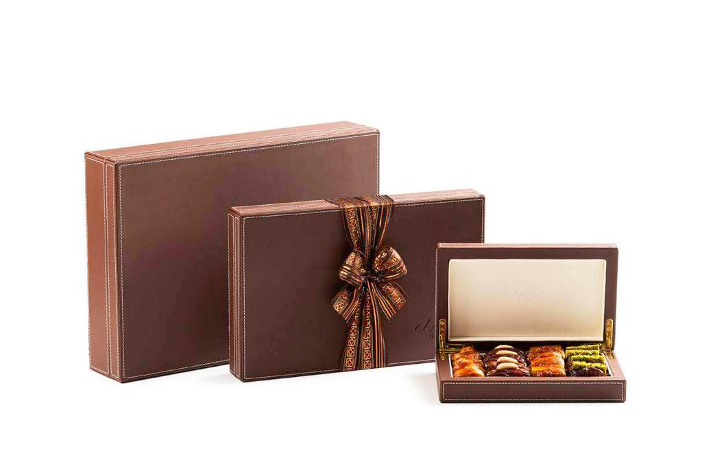 LEATHER RECTANGLE COLLECTION A refined collection of gift packaging with a classic leather finish SMALL LARGE EXTRA LARGE CONTENTS P23621254 P23621253 P23621252