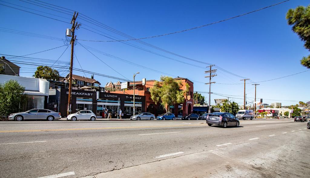 FOR LEASE RESTAURANT RETAIL 3912 W SUNSET BLVD LOS ANGELES CA 90029 DETAILS AVAILABLE SF ± 1,500 RSF RATE Negotiable TERM 10 years PARKING Street parking available DELIVERY Q1 2019 Rare existing