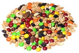 1 pp Sweet and salty fun mix Fresh baked cookies, assorted mini candy bars, bowls of nuts, house made