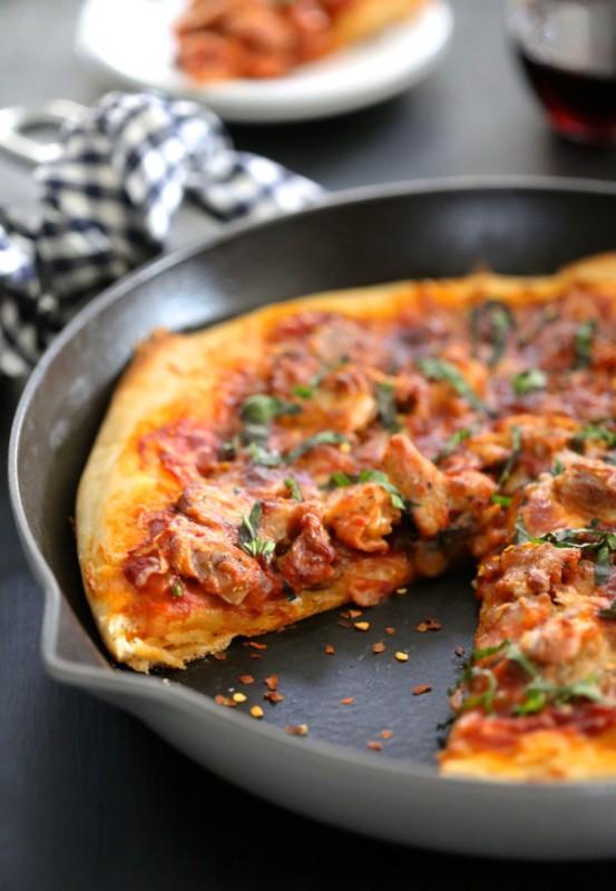 Yield: Makes 10-inch pizza skillet Prep Time: 20 minutes Cook Time: 30 minutes Ingredients: 1 ball homemade pizza dough or store bought 8 slices bacon 3 tablespoons olive oil 1/2 pound chicken