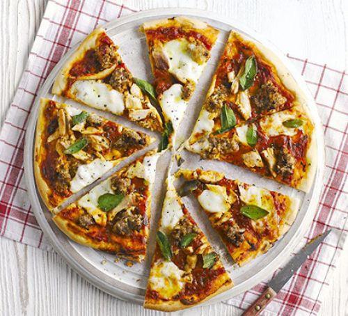 Serves 2 25 Mins Easy Christmas Pizza 145g pizza base mix 6 tbsp tomato pasta sauce large handful (about 100g) leftover stuffing (a sausage stuffing works well for this) large handful (about 100g)