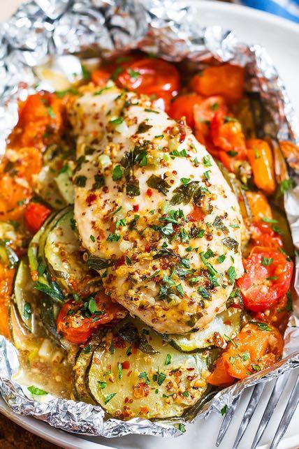 Chicken & Zucchini 2 Sweet Banana Peppers 4 Boneless, skinless Chicken Breast 2 TBSP Whole Grain Mustard 2 Cup Zucchini, sliced 3 TBSP Shallots, chopped 1 1/2 Cups Cherry Tomatoes, halved 4 TSP Extra