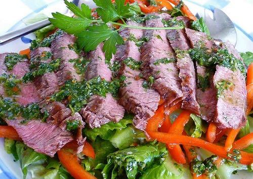 Grilled Steak Salad Puree parsley, 1 tablespoon oil, vinegar, garlic and ¼ teaspoon salt in a blender. Pat 1 tablespoon of the mixture on each side of steak.