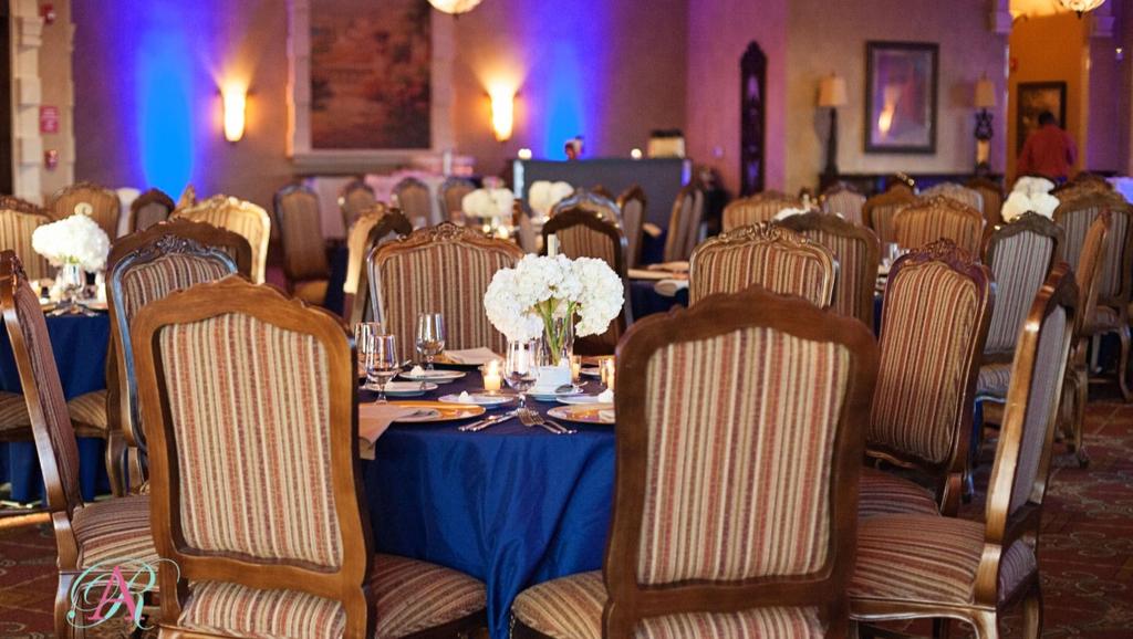 HB Banquet & Catering Information Banquets & events are a specialty of Heritage Bay & our professional team takes great pride in making you & your guests feel special, yet very much at home.