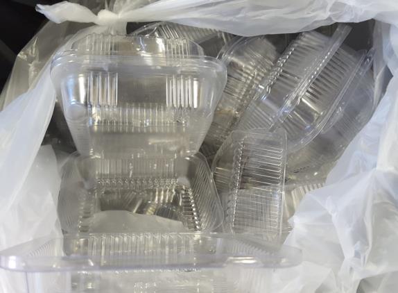 Challenges & Solutions Packaging: Clear salad containers Food is compostable,