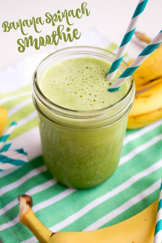 BANANA SPINACH SMOOTHIE Adapted from Fannetastic Food, Makes 1 serve Half a large or 1 small very ripe banana 1 cup milk