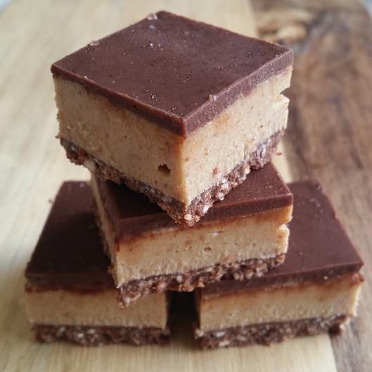 treats Salted Caramel Slice BAse: 1/2 cup cashews 1/2 cup almond meal 4 medjool dates, pitted 3 tablespoons coconut oil, melted 1 tablespoon honey caramel filling: 180g medjool dated, pitted 65g
