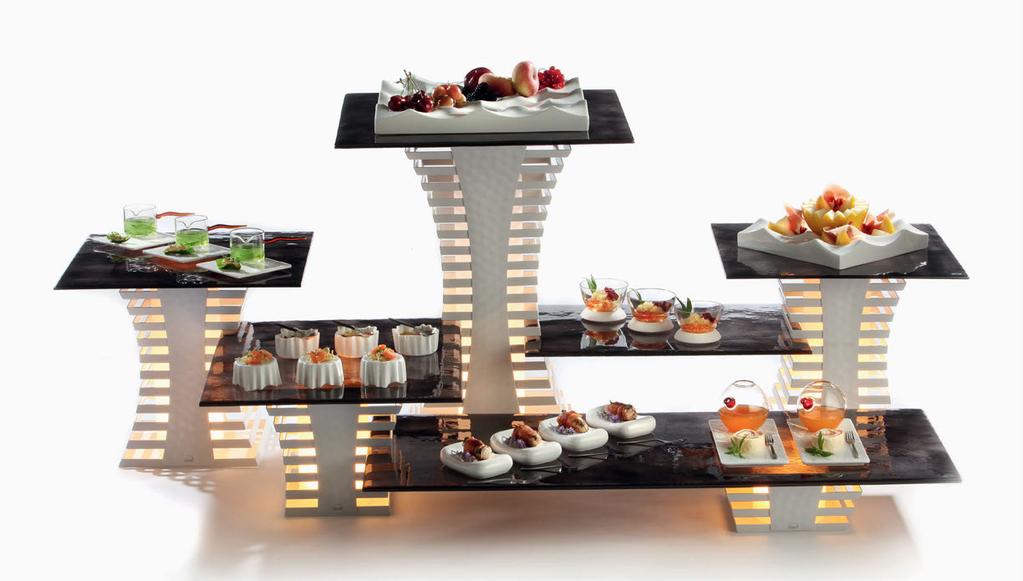 Buffet platters made of structured glass!