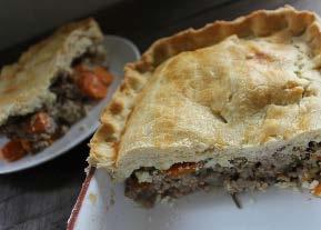 Lamb pie 2 tsps organic butter or coconut oil 1 white onion, peeled and chopped small sprig fresh rosemary, cut into small pieces 2 small carrots, peeled and sliced 500g lean lamb mince 2 tsps gluten