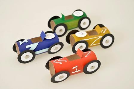 Land Transport (Car) Material Required: paper roll, paint, board pins, black and white cardboard Instructions: Cut the paper roll into required size and paint it with your favourite color.