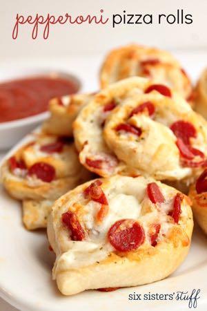 DAY 5 PEPPERONI PIZZA ROLLS RECIPE M A I N D I S H Serves: 10 Prep Time: 10 Minutes Cook Time: 12 Minutes 2 (13.