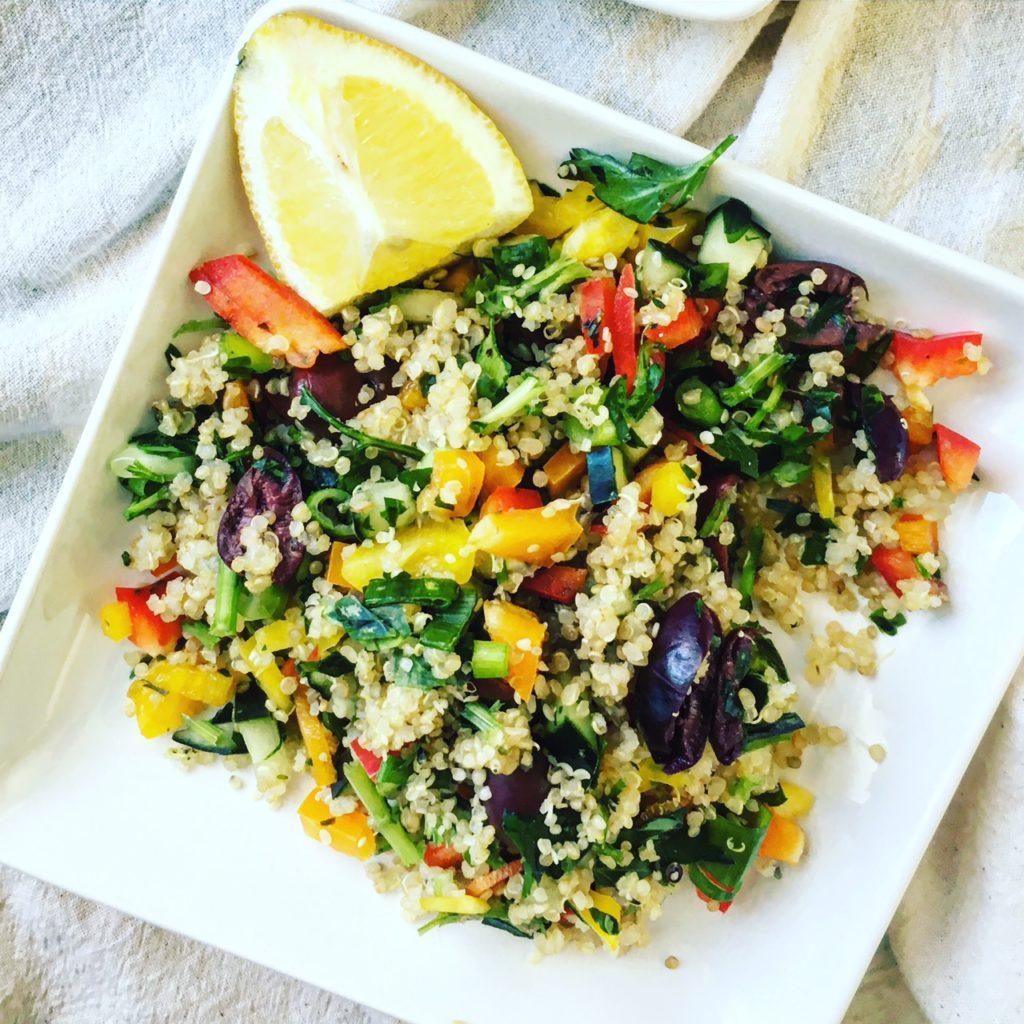 ISRAELI SALAD WITH QUINOA & LEMON Serves 4 1 cup quinoa, rinsed 1 ½ cups vegetable broth For salad: 1 English cucumber ½ cup green onion 1 red bell