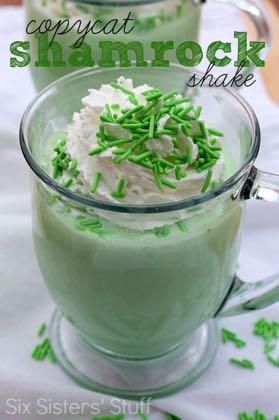 GLUTEN FREE- COPYCAT MCDONALD S SHAMROCK SHAKE RECIPE D E S S E R T Serves: 6 Prep Time: 10 Minutes Cook Time: 12 cups vanilla ice cream 3 cups whole milk 1 1/2 teaspoons pure peppermint extract 3/4