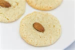 Italian Amaretti Cookies 3 cups ground almonds 1 ½ cups superfine sugar 3 egg whites 1 ½ tsp. almond extract.