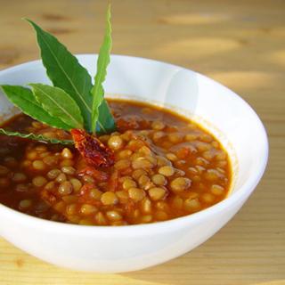 Lentil Soup Lentils cooked with vegetables into a hearty soup 1 ½ tsp. Olive oil ¼ cup chopped onion 1 chopped garlic clove 2 Tbsp. Chopped carrot 2 Tbsp.