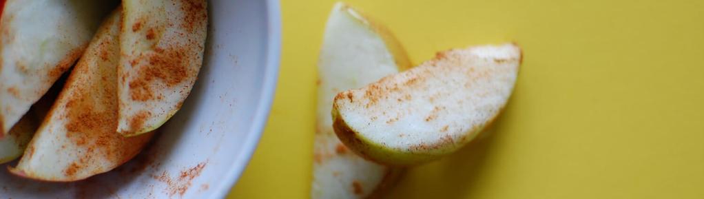 Apple Slices with Cinnamon #snack #paleo #vegetarian #vegan #dessert #nutfree #eggfree #glutenfree #dairyfree 2