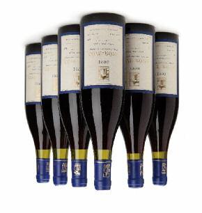Chapoutier, Tain l Hermitage, 1LSCL R 6 bottles (OWC) Per lot: 500 700 200 Ermitage Le Pavillon 1997 Domaine M.