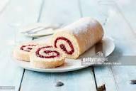 Swiss Roll 3 eggs 75g caster sugar 75g plain flour 4 tbsp jam/lemon curd 1 tbsp caster sugar 2 A4 pieces of greaseproof paper 1. Preheat oven Reg 7/ 220 C 2. Grease and line a baking tray 3.