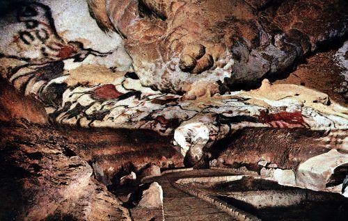 Lascaux, France Lascaux! Cave in southwestern France that was occupied by early humans in Europe!