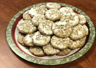 Iced Oatmeal Cookies Submitted by: Maren Noll Cookies 2 cups old-fashioned oats 2 cups King Arthur All-Purpose Flour 1 Tbsp baking powder 1/2 tsp baking soda 1/2 tsp salt 2 tsp ground cinnamon 1/2