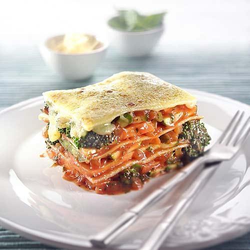 with Potato, Carrots & Beans 658 659 Macaroni Cheese with Carrot & Peas 6110 6109 Spinach & Ricotta Crepes with