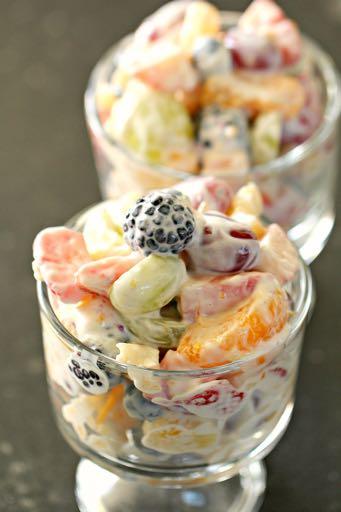 HEALTHY PLAN GREEK YOGURT FRUIT SALAD D E S S E R T Serves: 6 Prep Time: 10 Minutes Cook Time: Calories: 219 Fat: 1.2 Carbohydrates: 52.5 Protein: 4.4 Fiber: 5.2 Saturated Fat: 0.