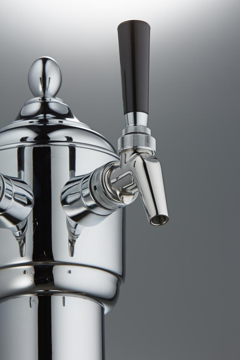 630SS standard forward sealing faucet. Features/benefits : Stainless Steel construction won t pit or tarnish. Will not taint the flavor of the beer. Suitable for wine.