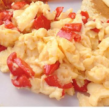 BREAKFAST 3 Egg Scramble [Makes 1 Serving] ½ tablespoon coconut oil 3 eggs ½ cup veggies (chopped) (onion, bell peppers, mushrooms, squash, etc.