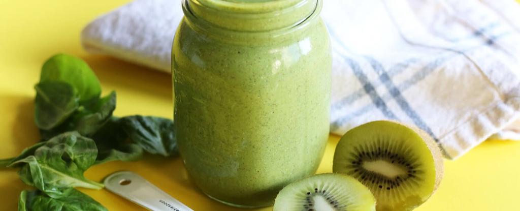 Kiwi Green Smoothie 7 ingredients 5 minutes 4 servings Combine all ingredients together in a blender and blend very well until smooth. Pour into glasses and enjoy!