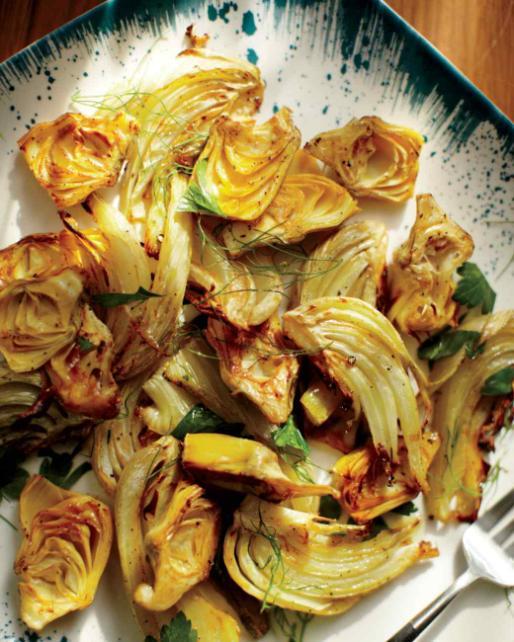 Roasted Fennel and Artichoke Hearts SERVINGS: 2 INGREDIENTS 1 fennel bulb (12 ounces), cut into 3/4-inch wedges, 1 tablespoon fronds reserved for garnish 1 can whole artichoke hearts in water (13.
