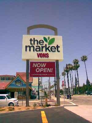 Safeway is at it as well! Safeway got on board with The Market at Vons in Long Beach.