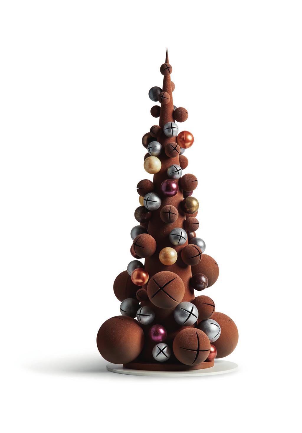 Spectacular creations that blend artisanal skill and creative virtuosity. Waking Dream chrismtas tree - limited edition The collection s Christmas tree is reinvented in this stunning luxury version.