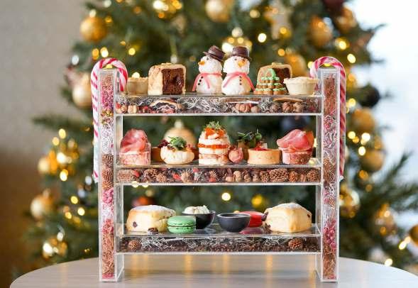 FESTIVE Afternoon Tea Make this festive period extra special by enjoying our festive Afternoon Tea with family or friends.