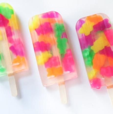 Mark Macri, Ethan Skinner, Mary-Kate (Marty) Schratz, Mary Bernardine Torrez, and Brigid Smith. ` Recipe of the Month Want to make your own popsicles?! Follow this recipe!