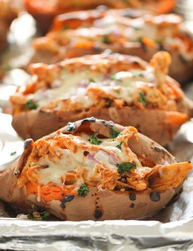 DAY 2 BBQ CHICKEN STUFFED BAKED SWEET POTATOES M A I N D I S H Serves: 6 Prep Time: 15 Minutes Cook Time: 1 Hour 5 Minutes 6 sweet potatoes 3 boneless skinless chicken breasts 2 cups BBQ sauce 1 cup