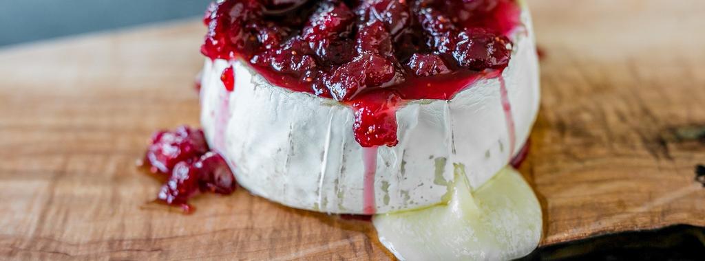 Baked Brie with Cranberry Sauce 2 ingredients 20 minutes 6 servings 1. Preheat oven to 325 F (165 C) and line a baking sheet with parchment paper.