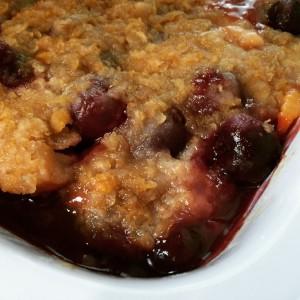 Crock Pot Peach and Cherry Cobbler This dessert tastes like summer feels. Summer produce is like nature s candy.