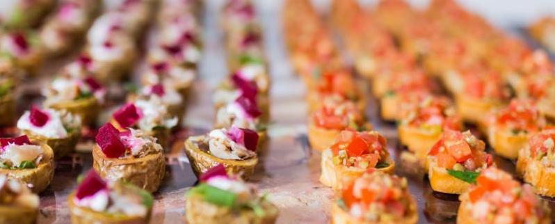 PREMIUM CANAPES Served as Pre Function Appetisers (Select 5 Items) Pulled Pork Slider with Slaw Smoked Cod & Saffron Fishcakes with Tartare & Dill Slow Roasted Pork Belly with Braised Red Cabbage &