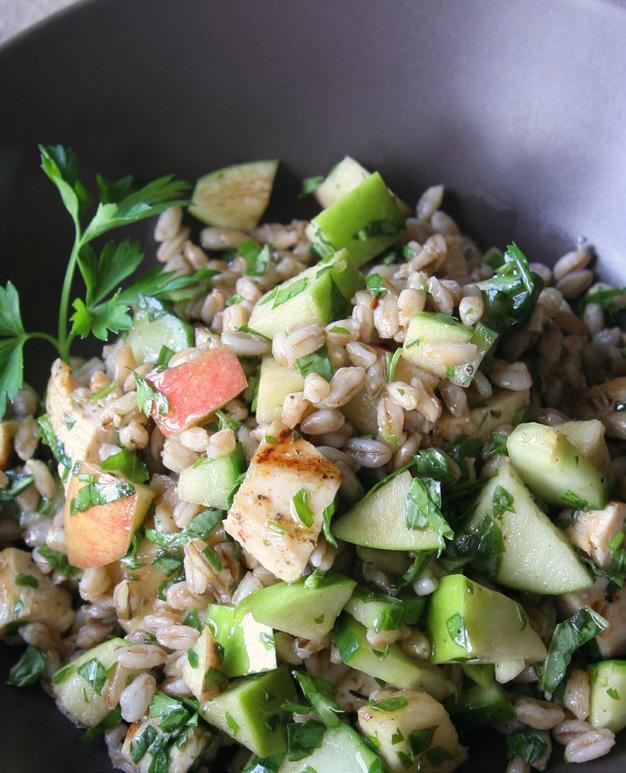 APPLE FARRO SALAD WITH CHICKEN Diced apples, grilled chicken, farro and cucumbers tossed with fresh herbs and olive oil Portion: 1 1/2 cup Serves: 4 8 oz Farro Grain, Dry 6 oz Chicken Breast,