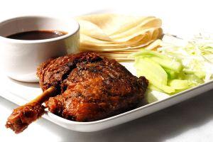 CHEF S RECOMMENDED DISHES Crispy aromatic duck (for two persons) 11.