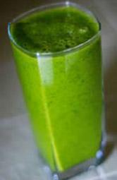 BREAKFASTS SHAPE Green Smoothie Ingredient ½ celery stick ½ avocado 1 tsp cashew nut butter 1 tsp coconut oil Handful of spinach & watercress 3 strawberries Splash of coconut milk Ice cubes Place