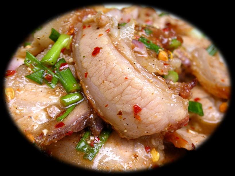 THAI EVERGREENS PEEK GAI TOD SAMOON-PRAI YAM NUA YANG Crispy chicken wing marinated with Thai spice Spicy grilled marinated beef salad MOOH YANG NAM TOK Spicy
