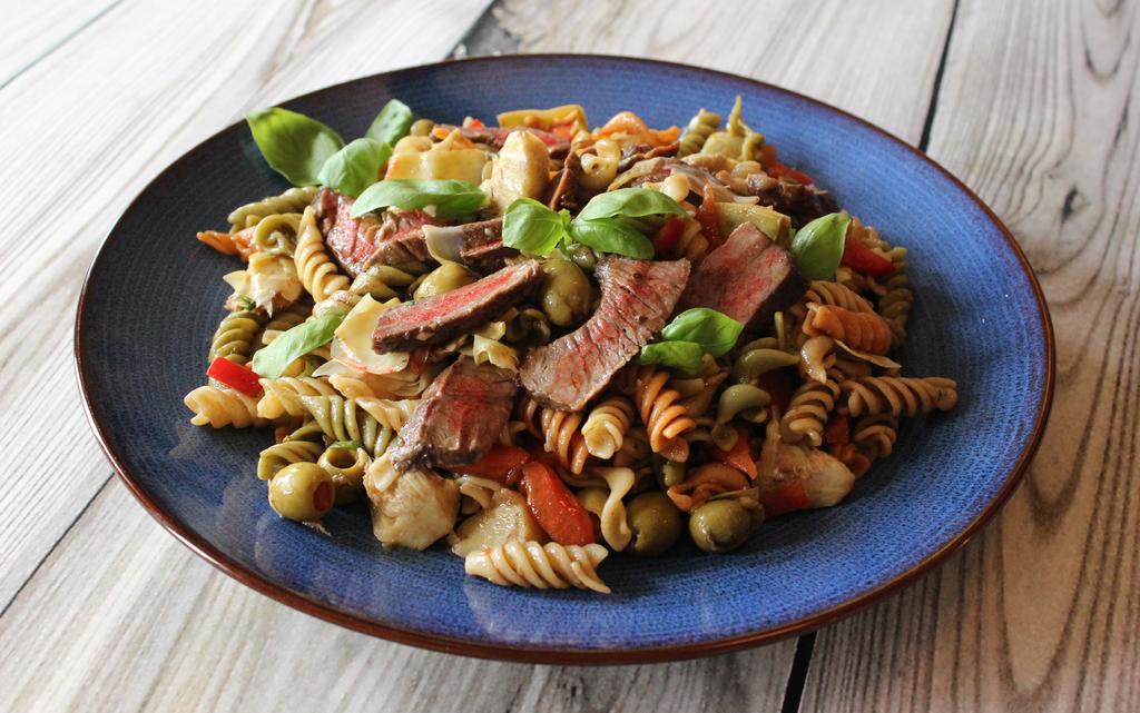 Bring On the Beef FIVE BEEF RECIPES YOUR FAMILY WILL LOVE Quick and Speedy Asian Beef Bowls Beef, Pasta and Artichoke Toss with Balsamic Vinaigrette