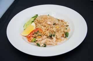 PAD SEE EW ผ ดซ อ ว Stir fried flat rice noodle in sweet soy sauce and oyster sauce, egg and
